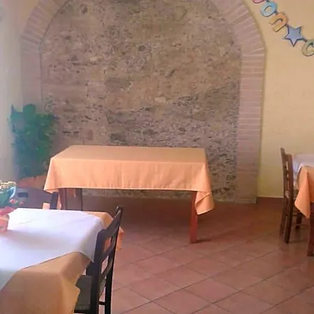 Locanda Amato فندق مبيت وإفطار *